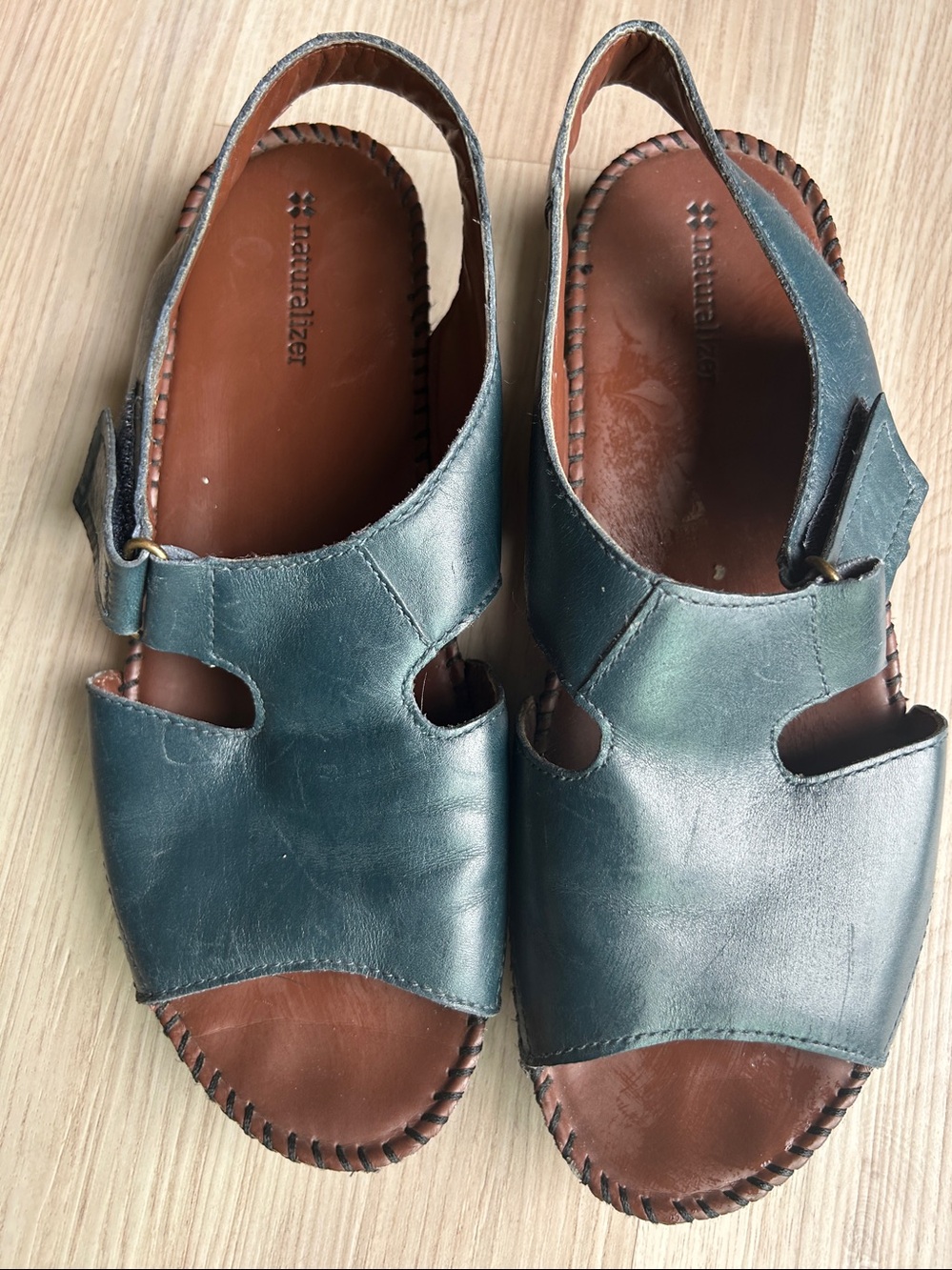 Naturalizer Scout Slingback Comfort Sandals 9W Navy Leather Slingback Casual